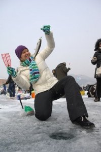 1st Ice Fishing Festival(Sat,9-Sun,10 Jan. 2010)022