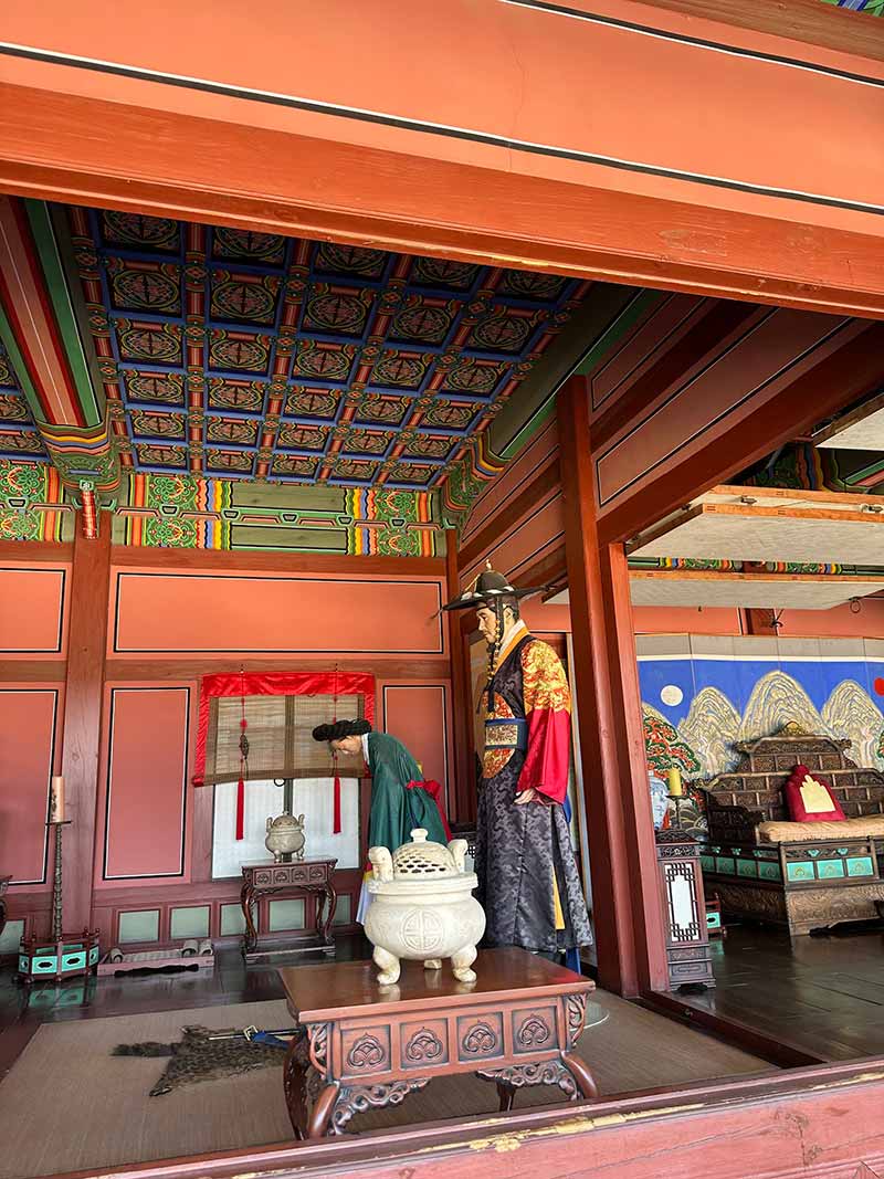 A Spring Day in Suwon : Find yourself at K-drama shooting spots 12