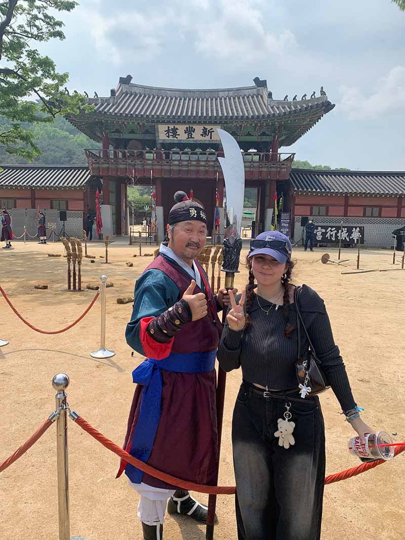 A Spring Day in Suwon : Find yourself at K-drama shooting spots 15