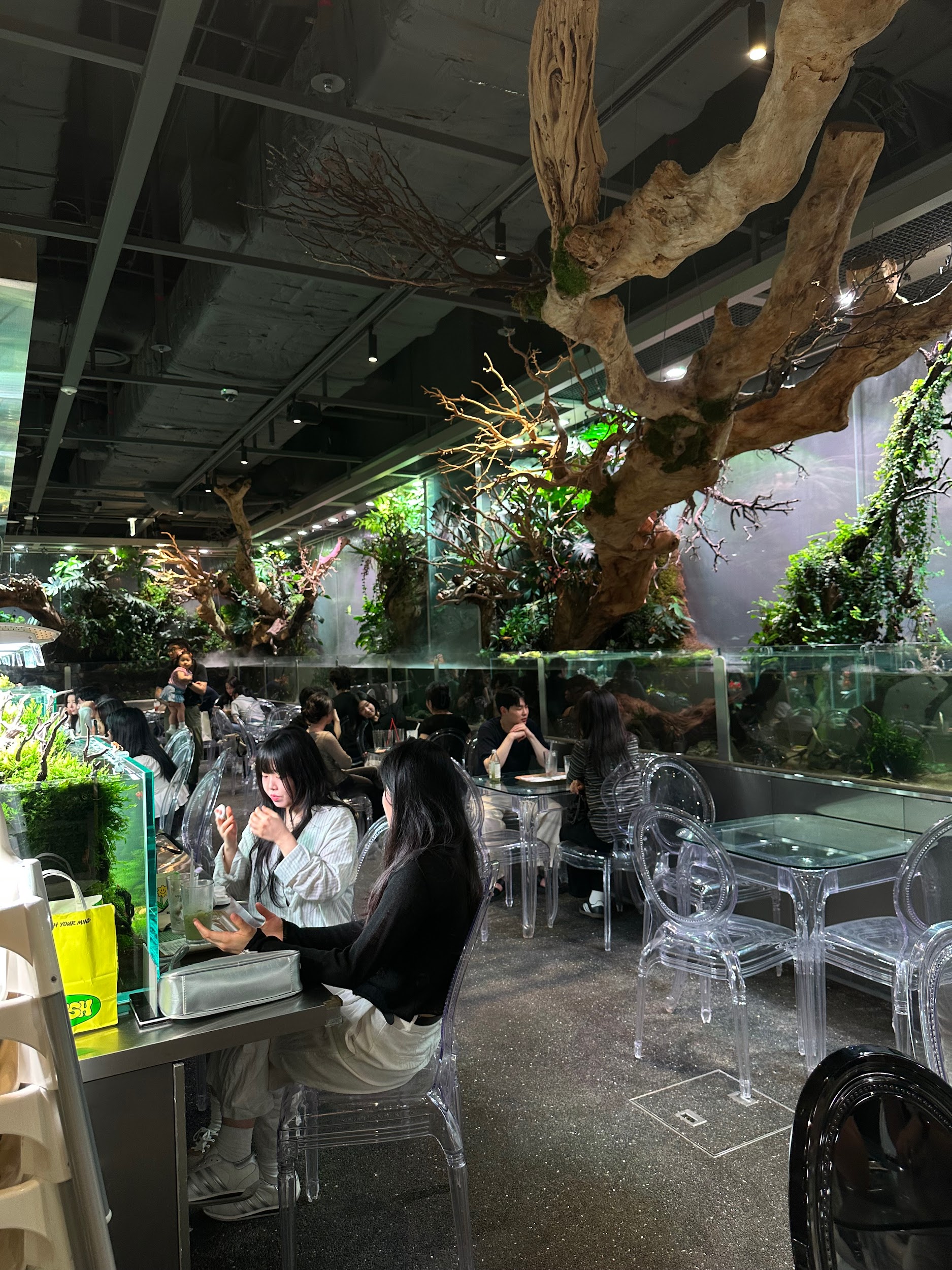 Top 5 unusual and trendy places to discover at Seoul: 20