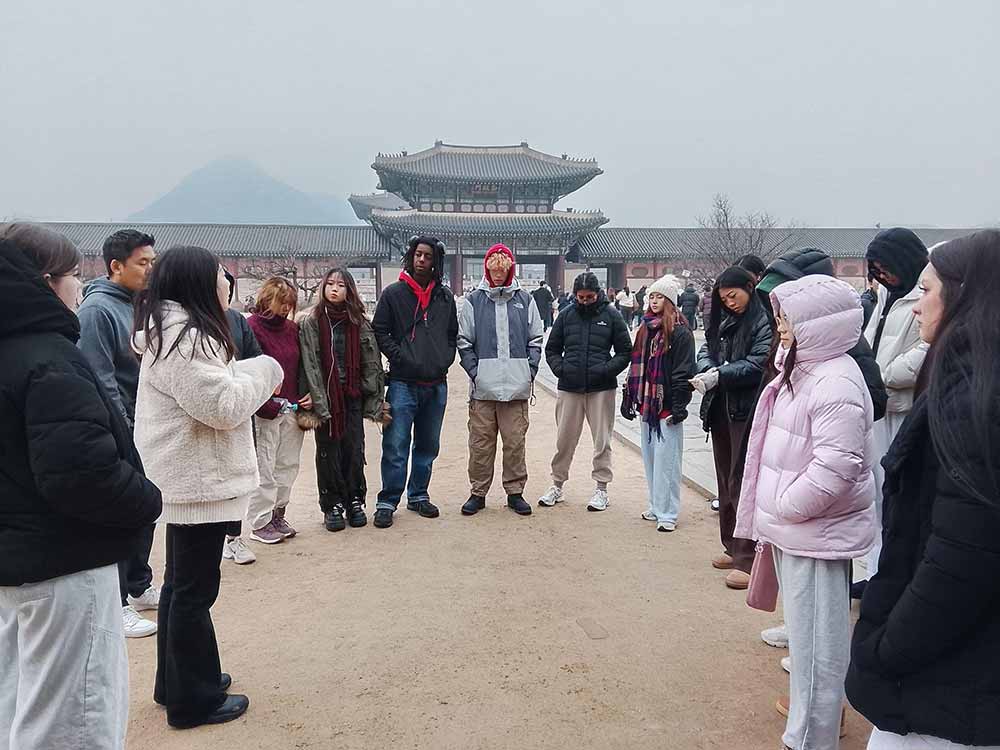 Visit of Gyeongbokgung Palace: A Travel Through Time and History 5